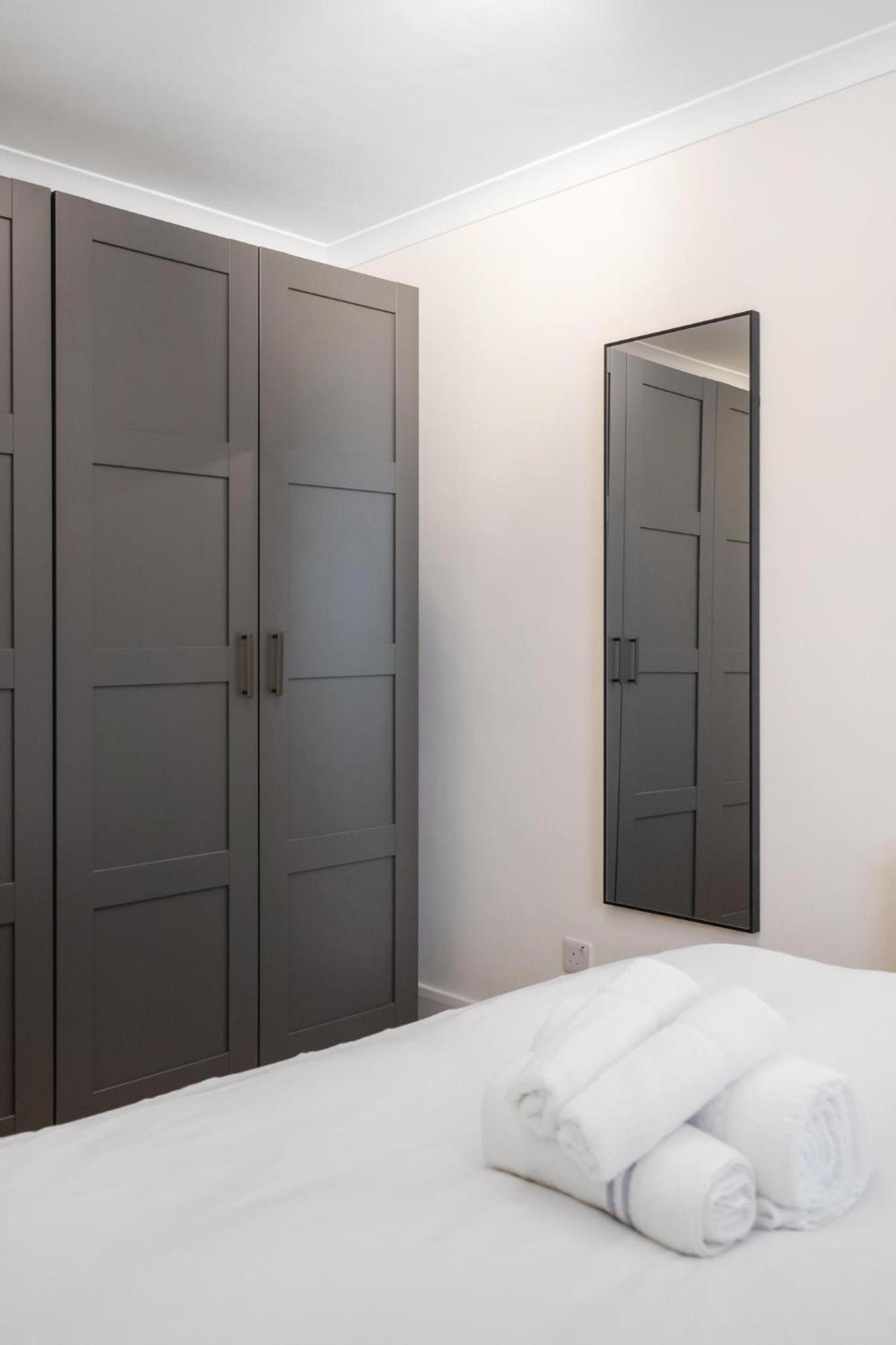 W2 Stylish And Apartment *