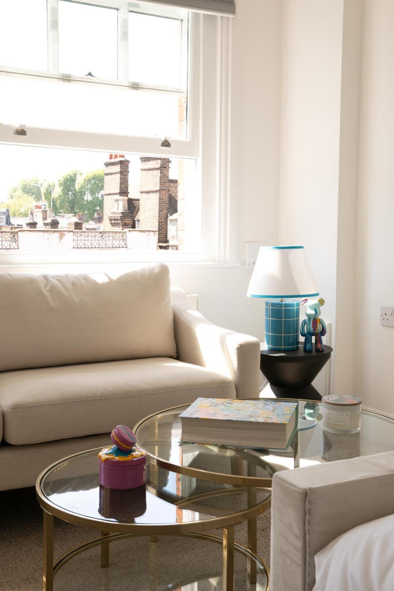 Camden Town 1-min To Station Sleeps 5 Apartment *