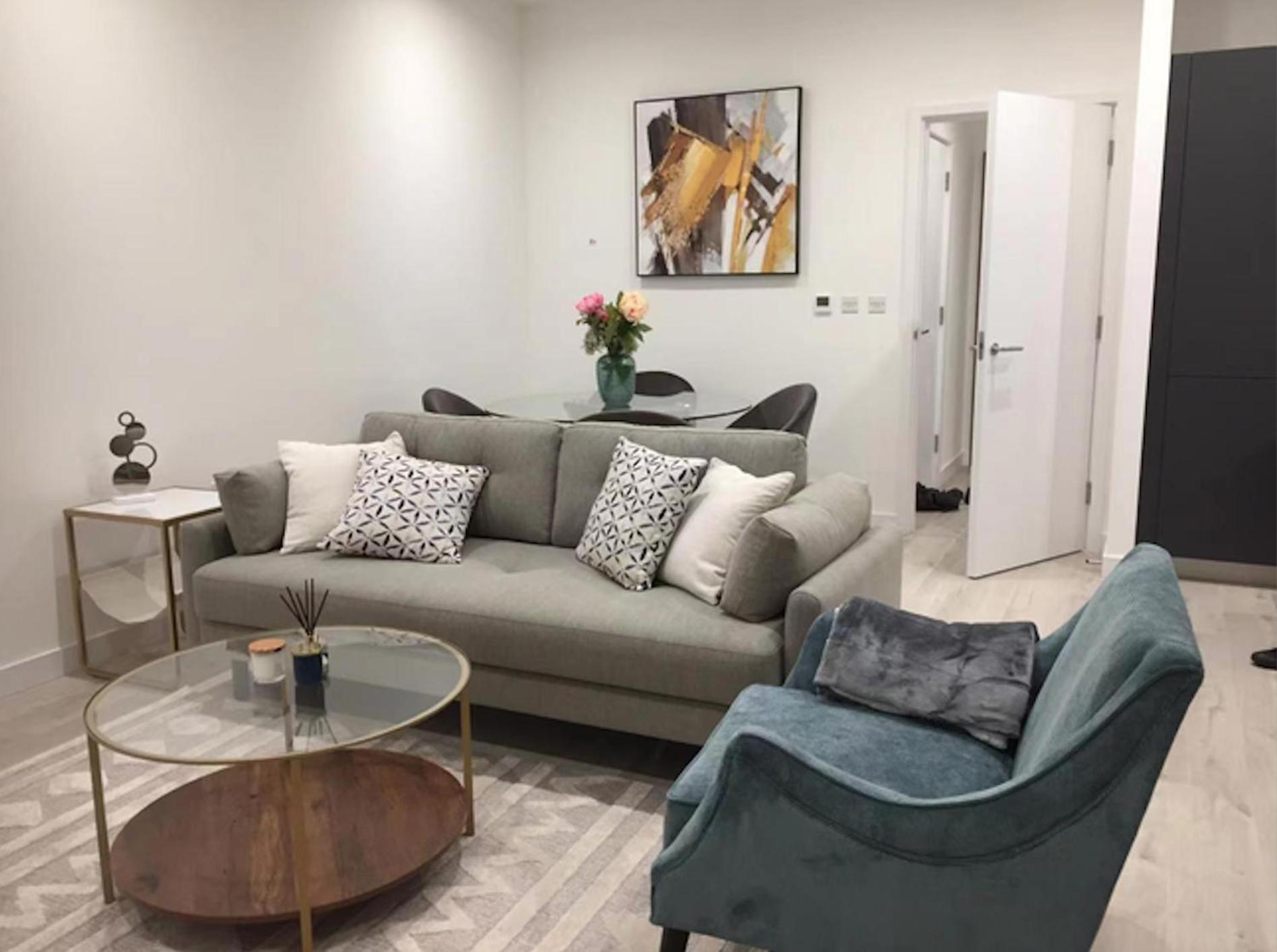 Spacious 1-bed Apartment, * London