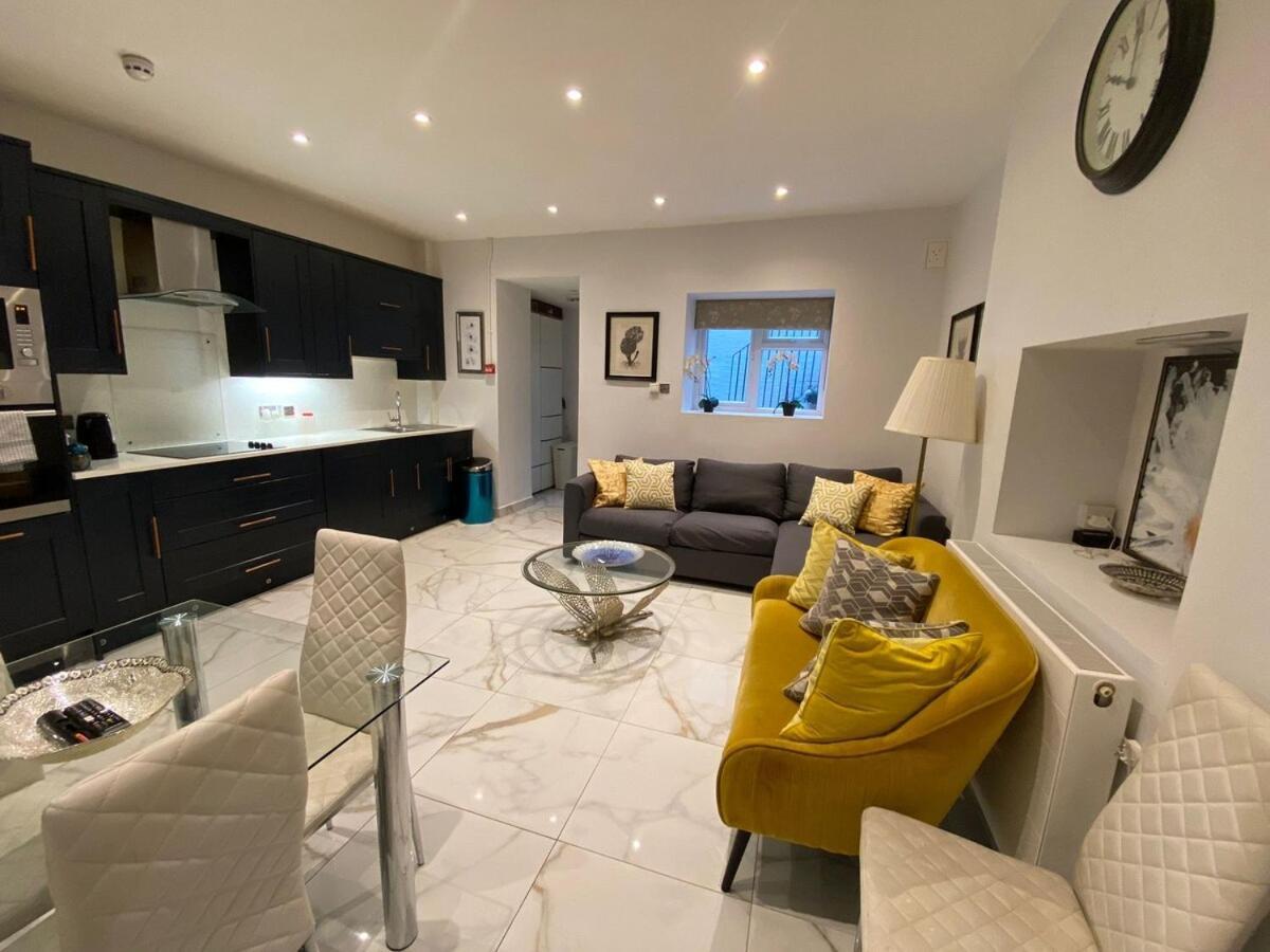 Apartment New Elegant 2 Bed Flat In Chiswick London