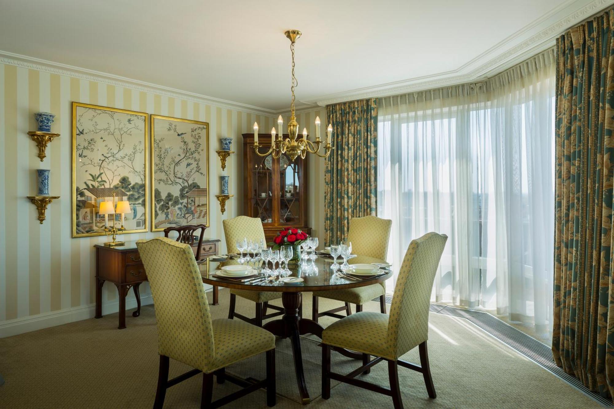 Cheval Thorney Court At Hyde Park 5* Londres