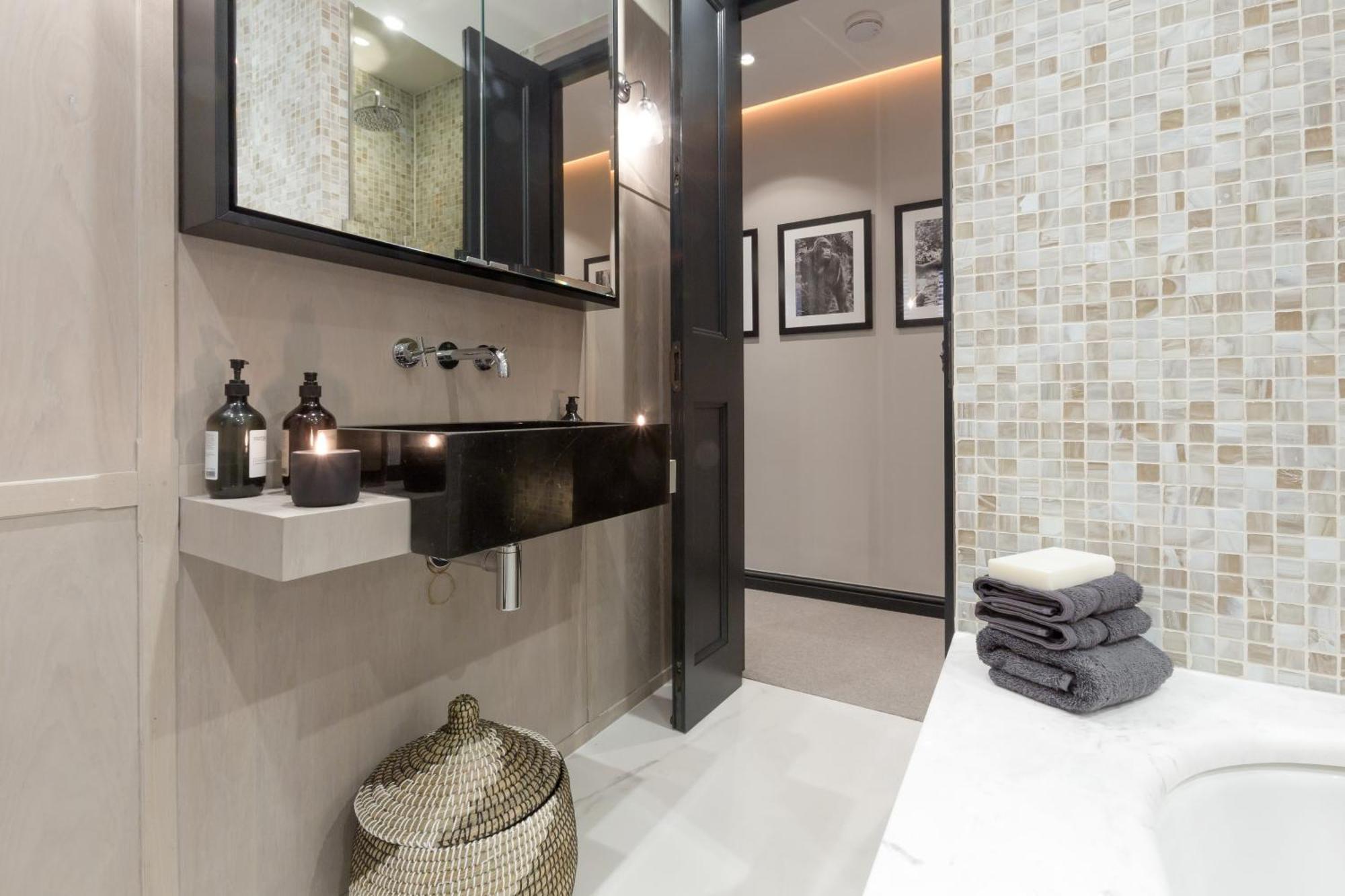 Knightsbridge & Chelsea Lux