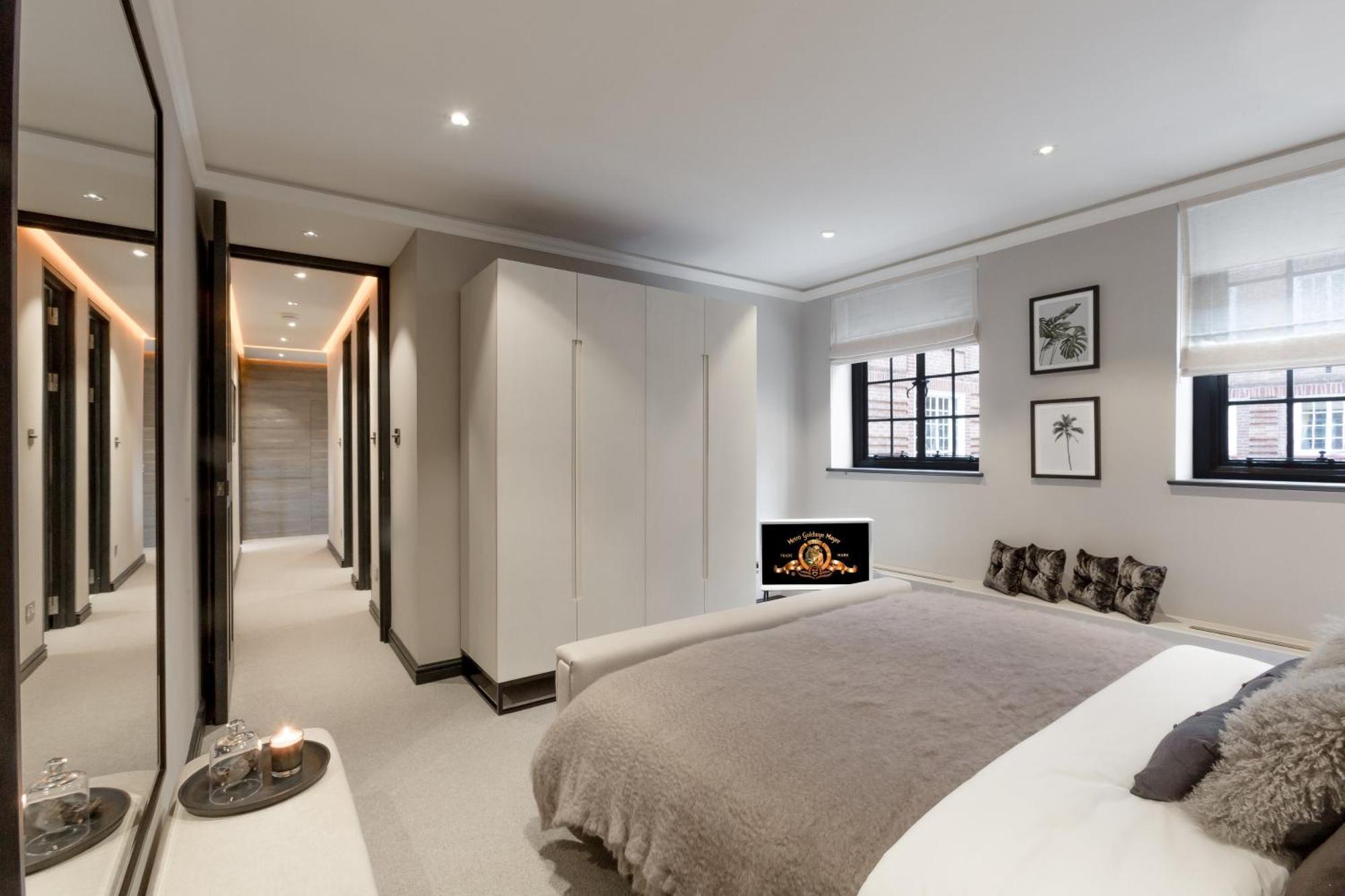 Knightsbridge & Chelsea Lux *