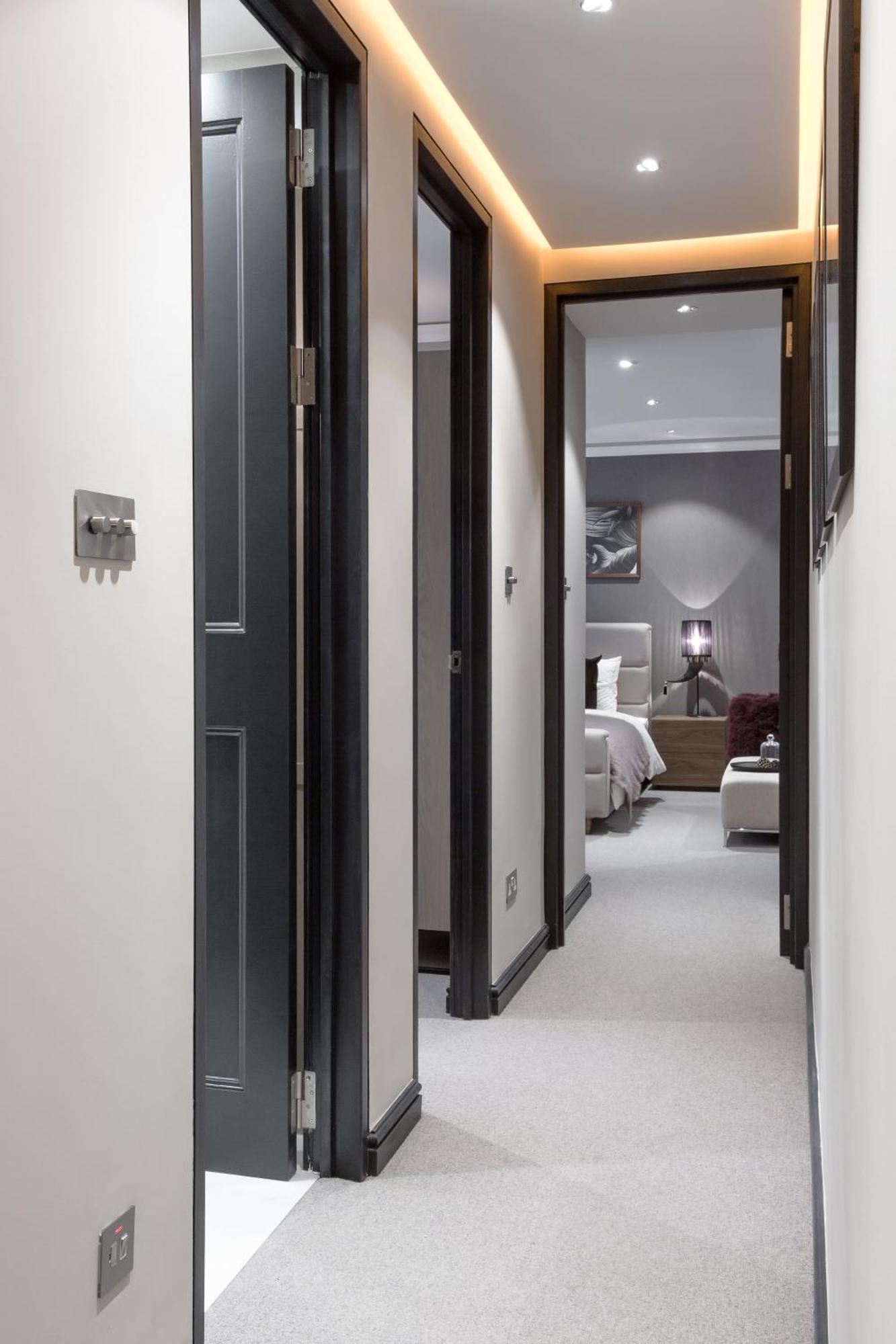 Knightsbridge & Chelsea Lux