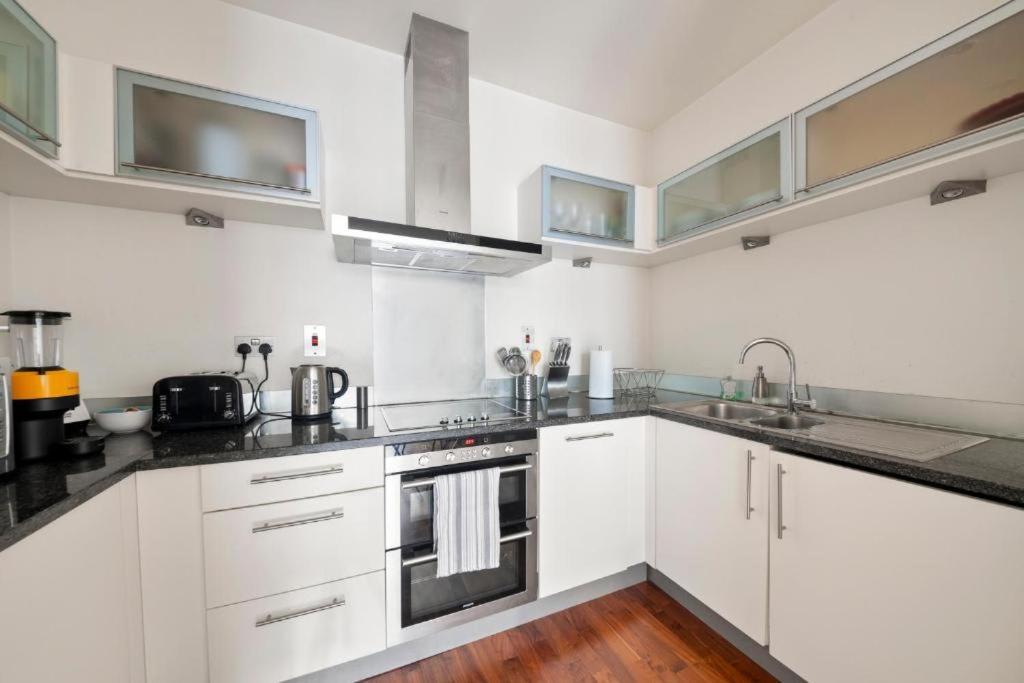 Londwell Canary Wharf River Thames Penthouse Apartment *