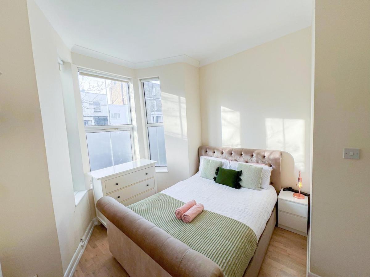 1-bedroom Flat With Small Garden & Paid Parking In Finsbury Park, Highbury