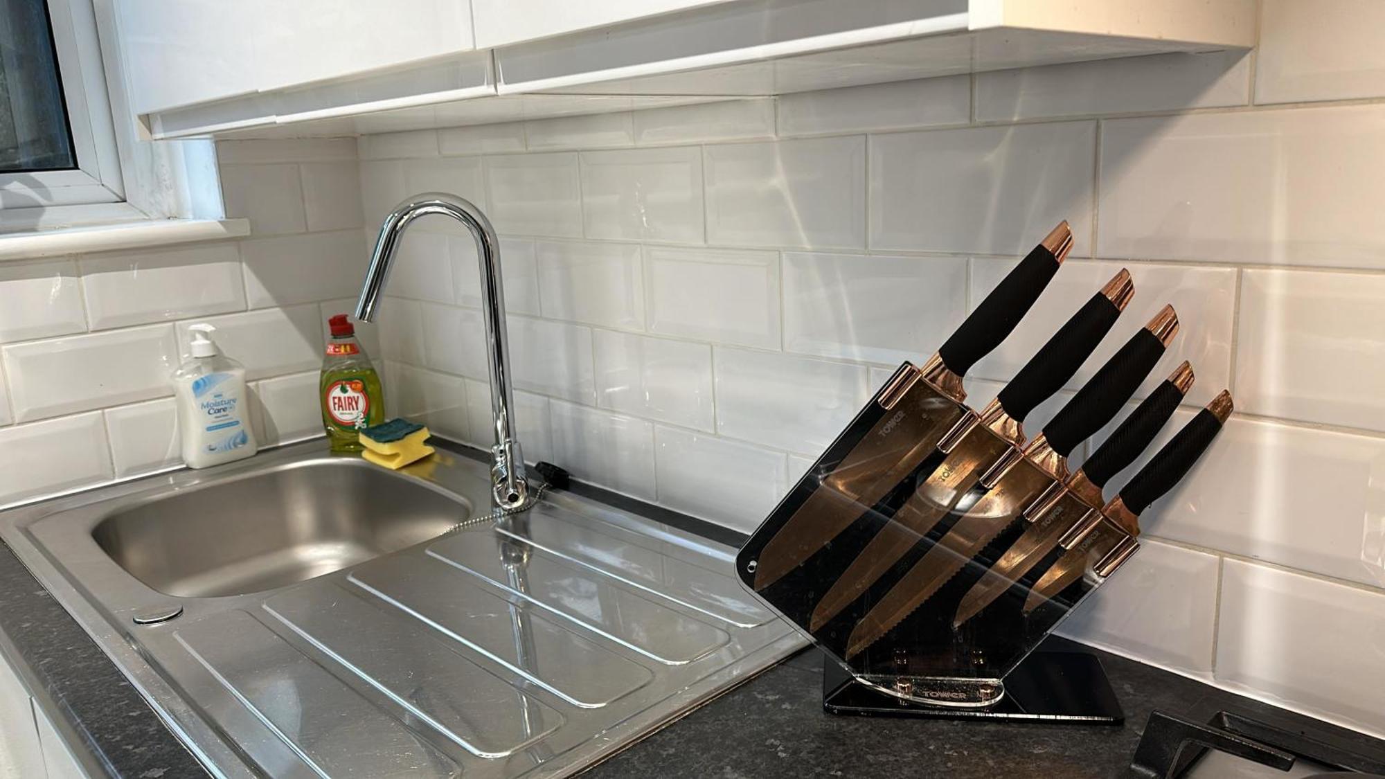 1-bedroom Flat With Small Garden & Paid Parking In Finsbury Park, Highbury Apartment London
