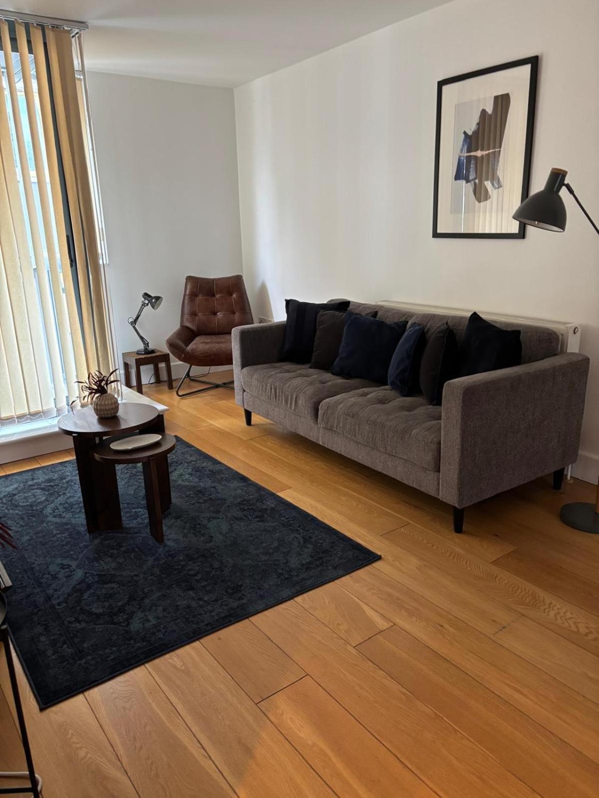 Farringdon Apartment London