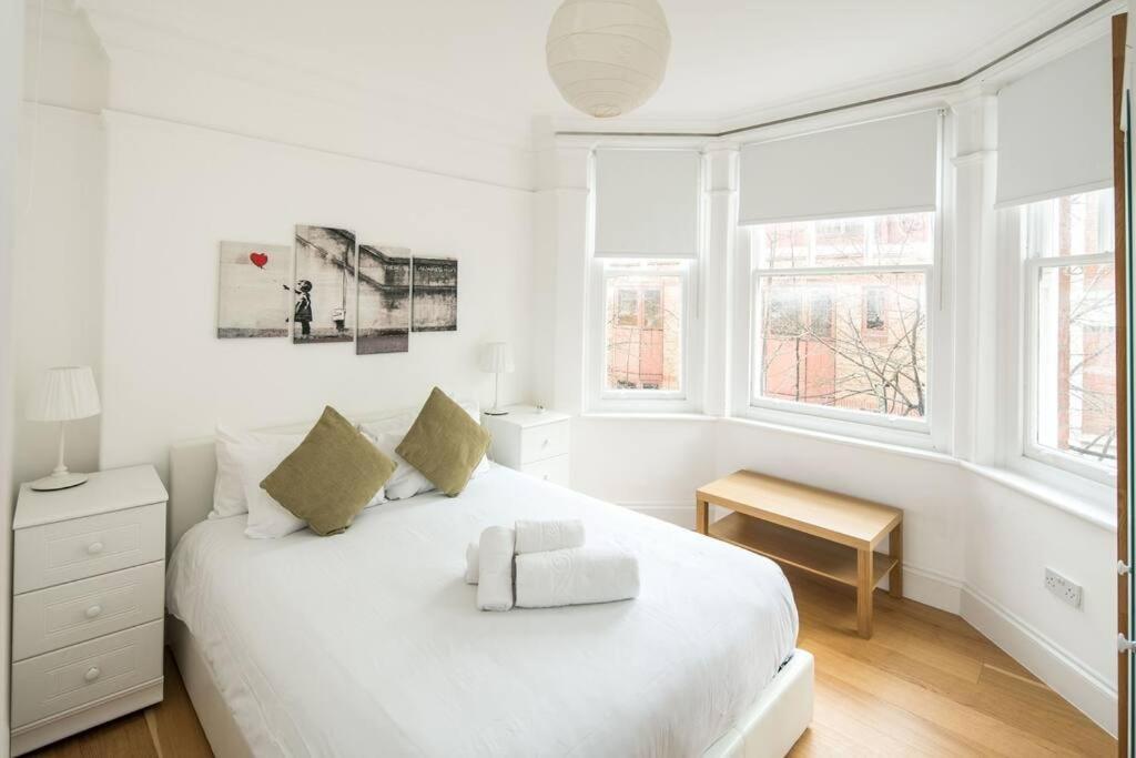 Elegant 1br Near Apartment