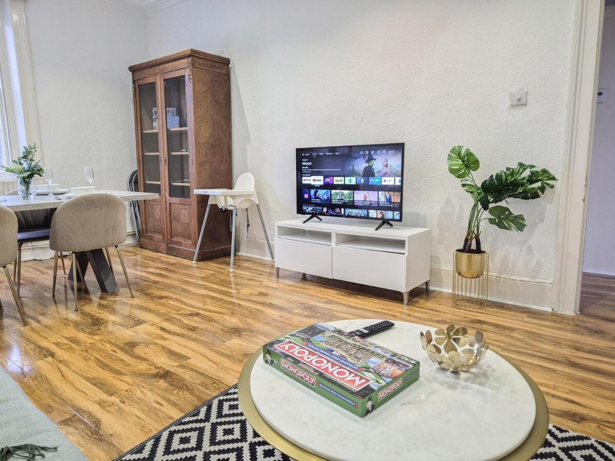 Stylish 2-bedroom Near Abbey Road, Maida Vale Apartment London