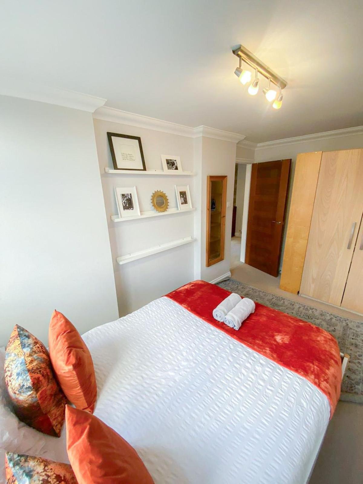 Apartment Lovely 4 Bedroom Flat With Ample Garden In Brondesbury, Kilburn
