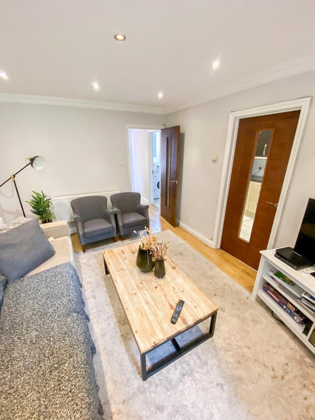 Apartment Lovely 4 Bedroom Flat With Ample Garden In Brondesbury, Kilburn