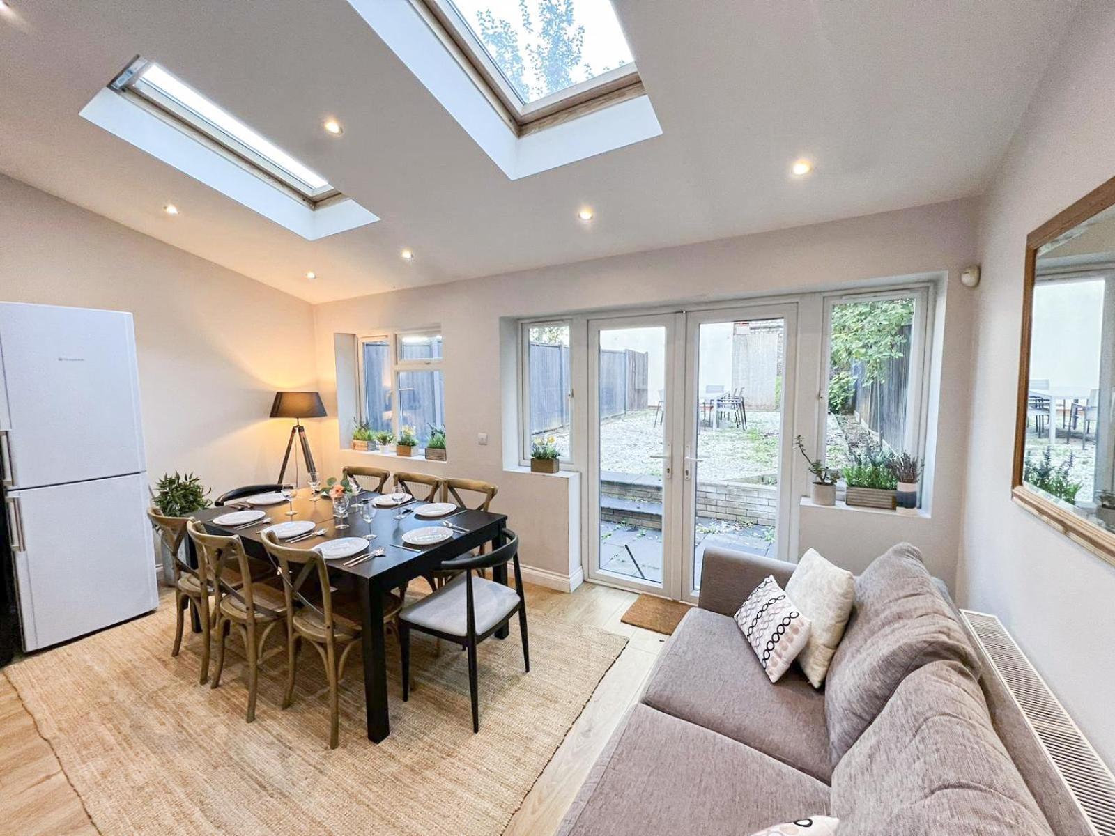 Apartment Lovely 4 Bedroom Flat With Ample Garden In Brondesbury, Kilburn *