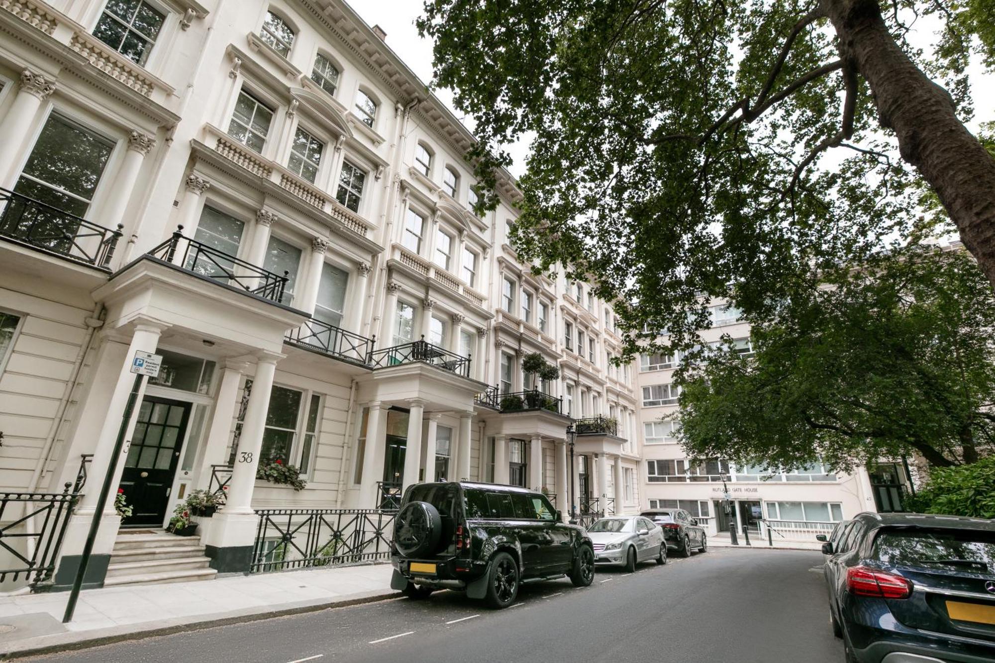 Heavenly Stays, Knightsbridge, Stylish 2-bd Escape Londres