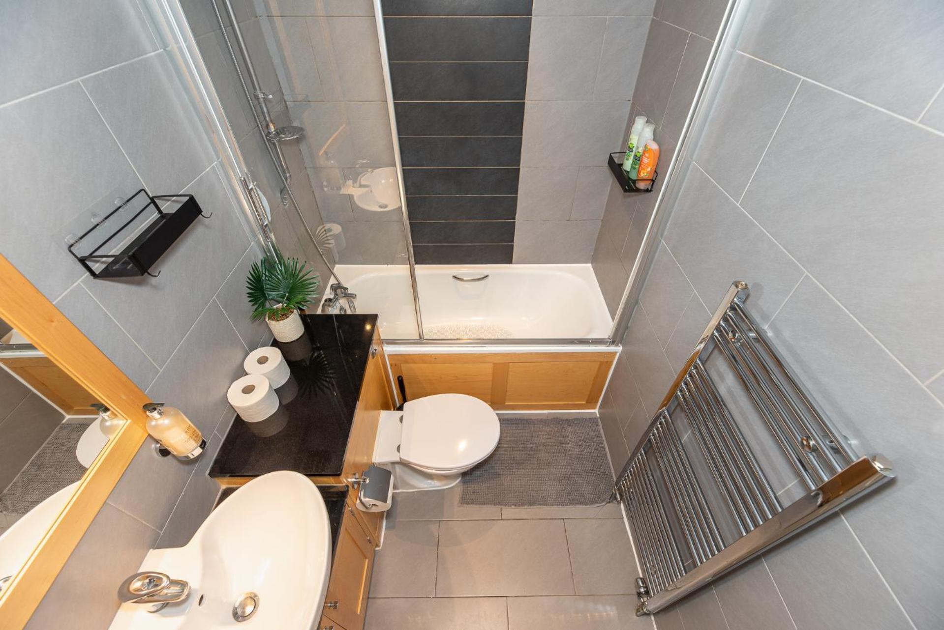 2-bedroom Flat In Embankment A Short Walk Away To Trafalgar Square Near Big Ben, Eye Apartment *