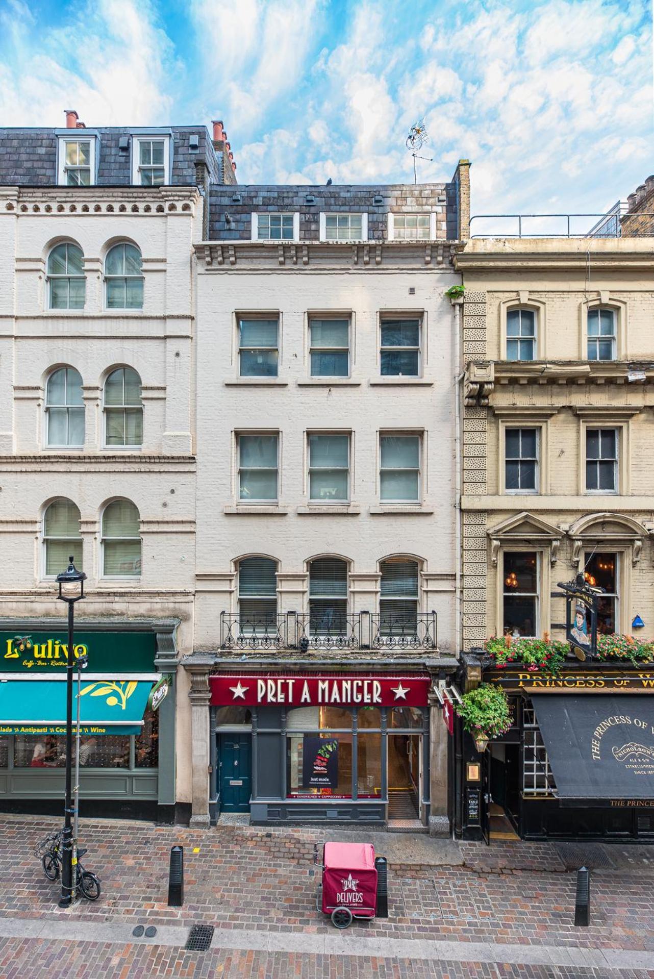 2-bedroom Flat In Embankment A Short Walk Away To Trafalgar Square Near Big Ben, Eye *