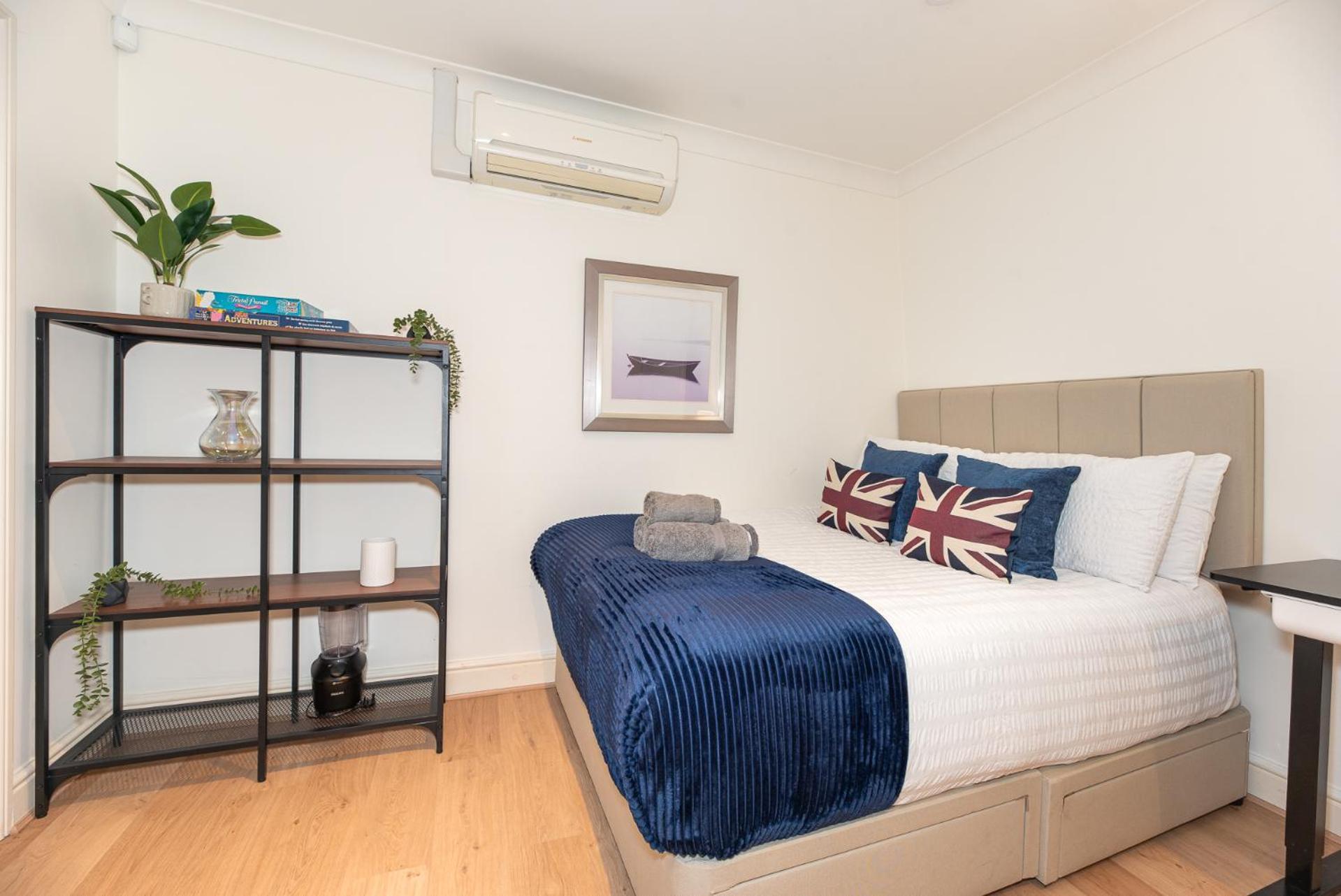2-bedroom Flat In Embankment A Short Walk Away To Trafalgar Square Near Big Ben, Eye Apartment *