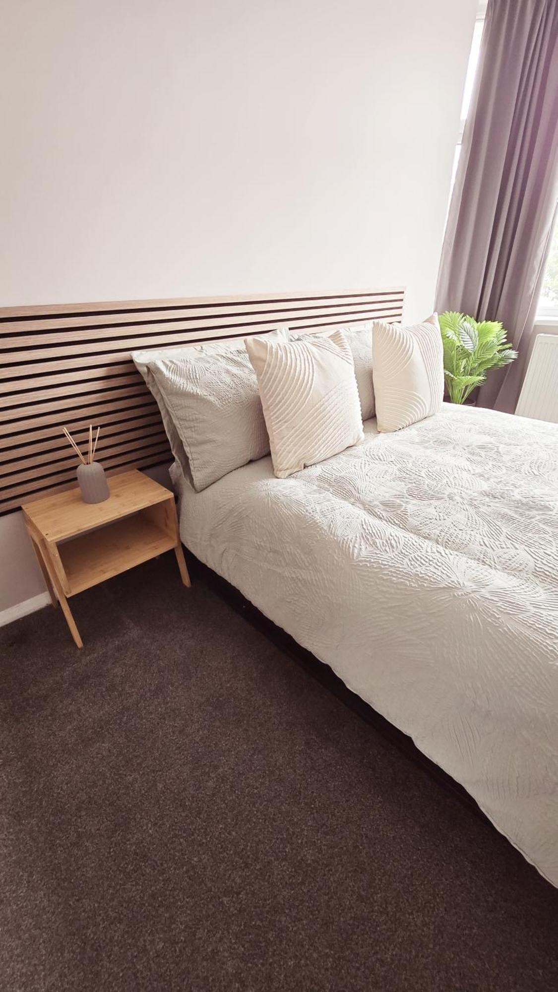 Alross With Breakfast Free Guest house London