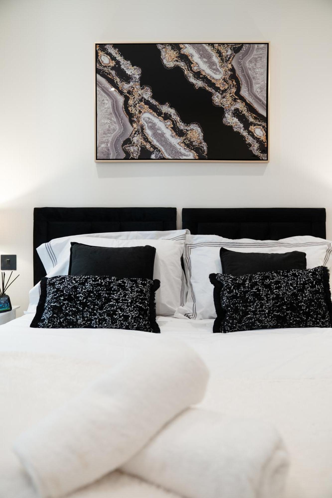 Battersea 2br Flat - Gym, Balcony, Parking, Great Location - Long Welcome London