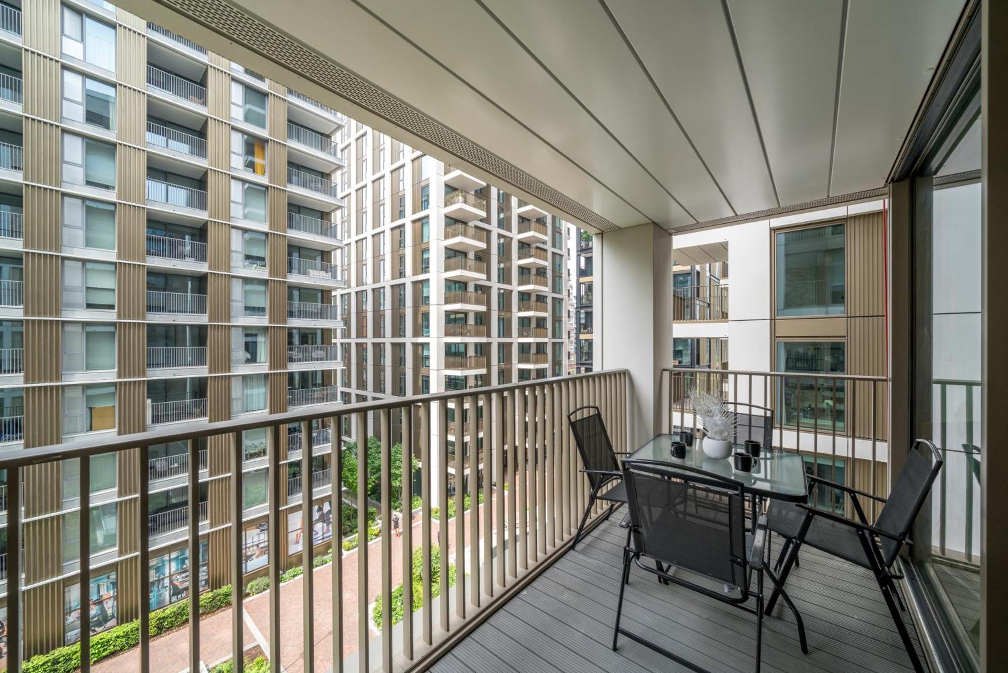 Battersea 2br Flat - Gym, Balcony, Parking, Great Location - Long Welcome Apartment