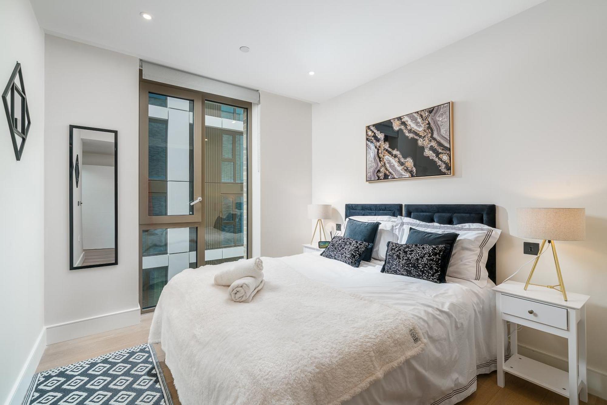 Battersea 2br Flat - Gym, Balcony, Parking, Great Location - Long Welcome Apartment