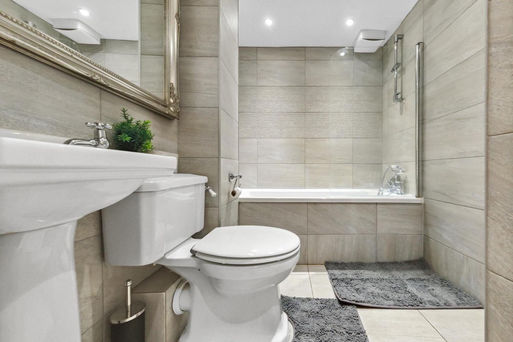 Stunning Greenwich 1br Flat Apartment *