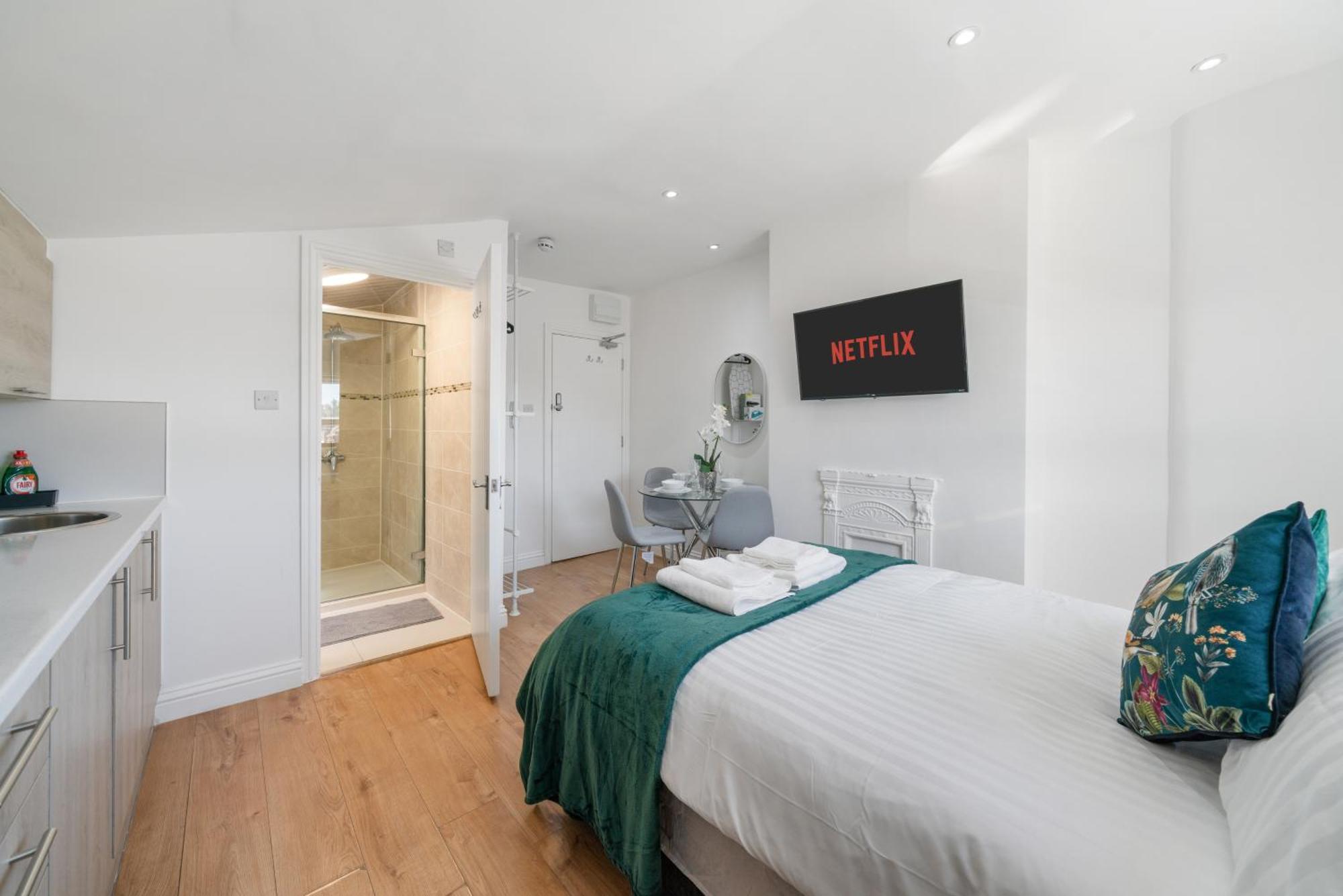 & Charming - 4 Apartment *