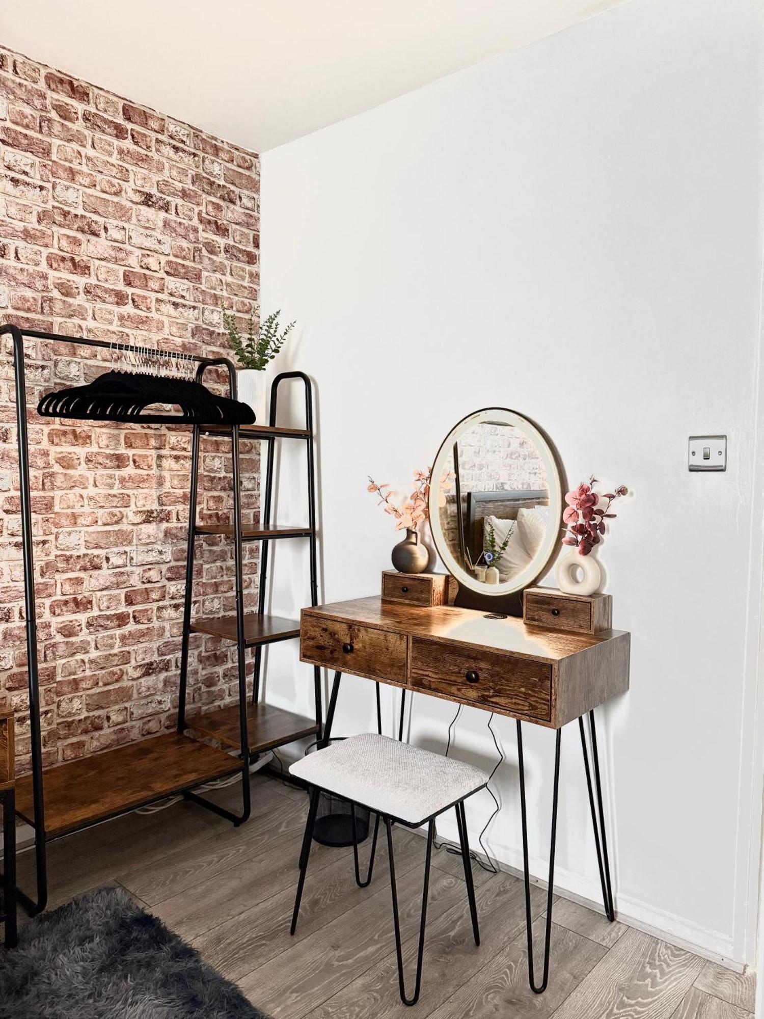 Apartment Archway Retreat With Easy Access *