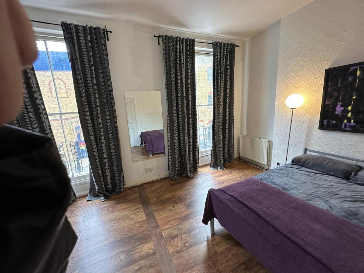 Large - Sleeps 4 -10 Min Walk To Paddington Apartment London