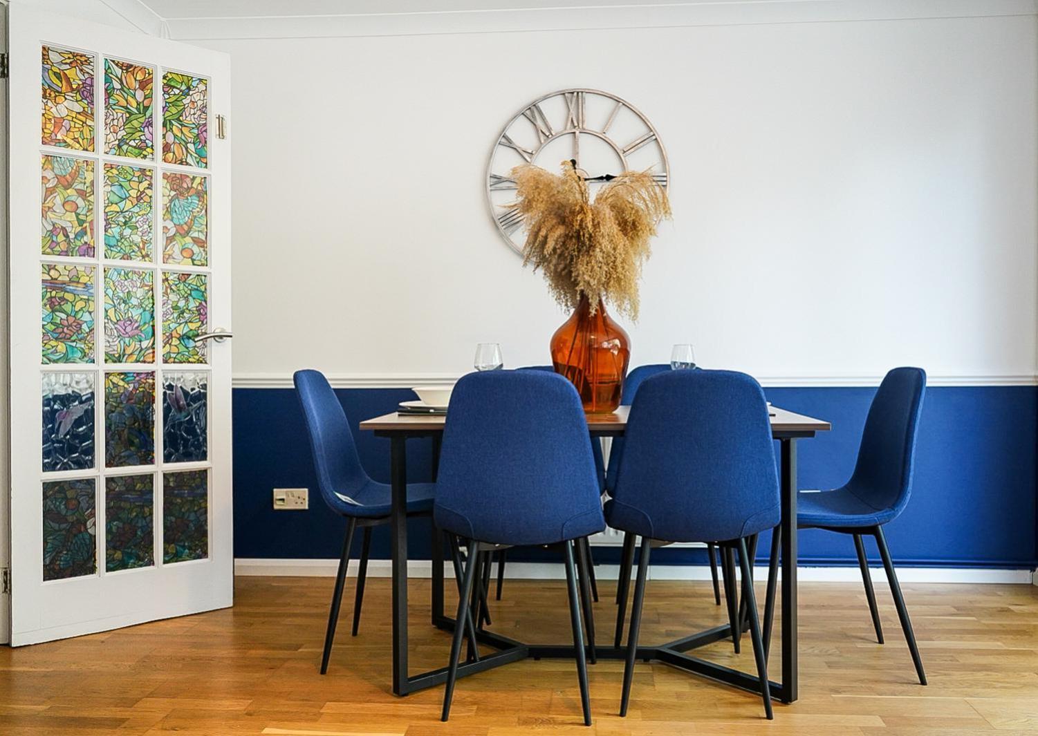 Apartment Stylish House Sleeps 9 With Free Parking In Putney