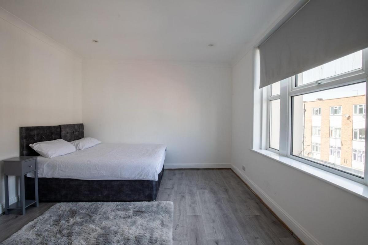 Brick Lane Modern 2 Bedroom Apartment, Up To 6 London
