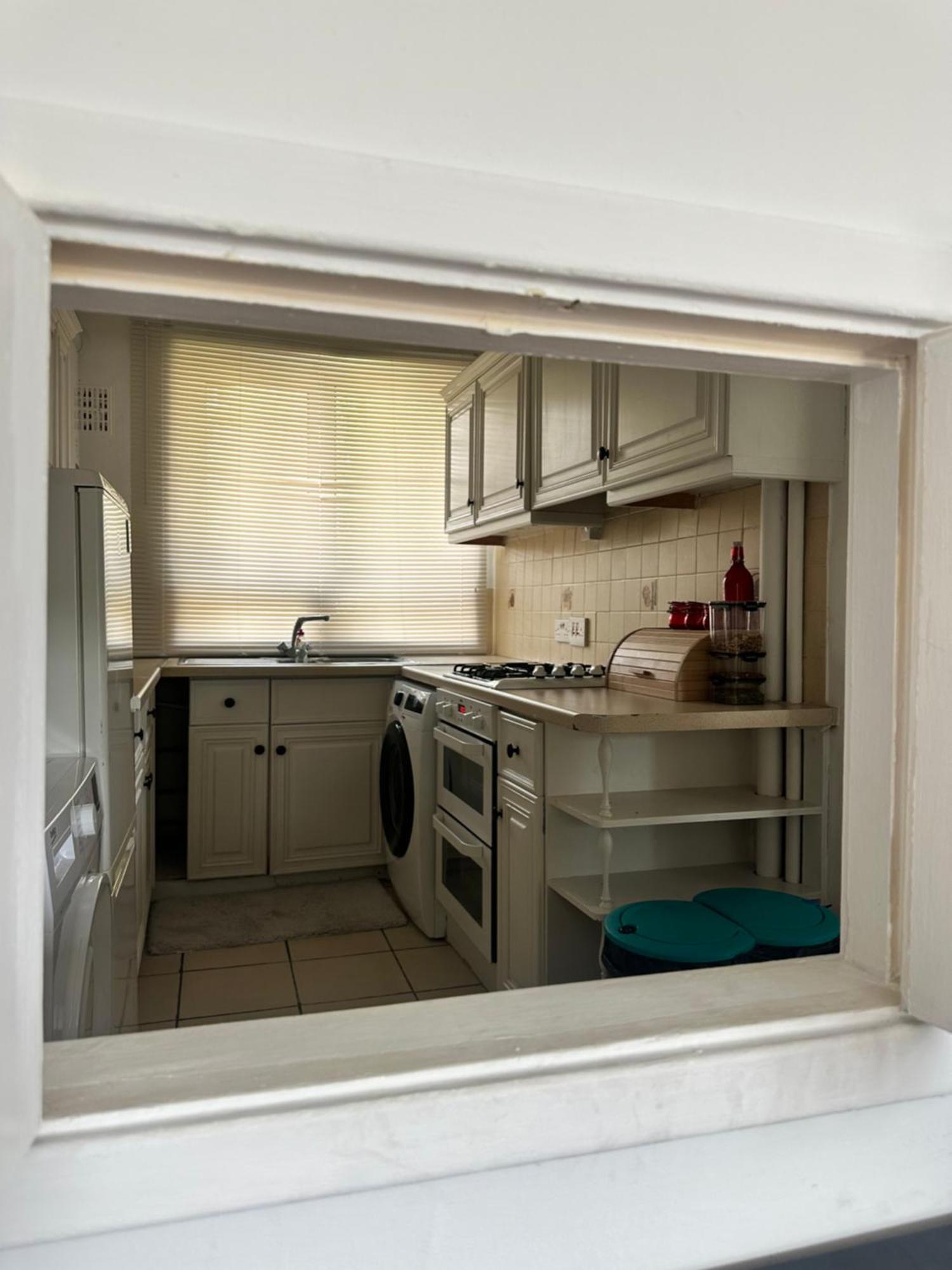 Modern One Bedroom Apartment, Sloane Square *