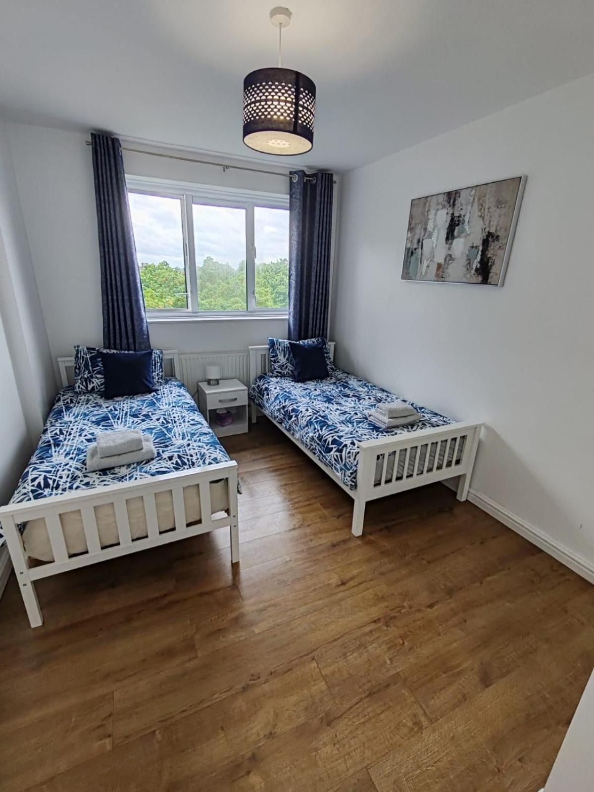 White Apartment, Your * London