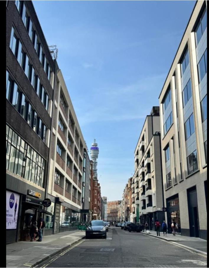 5 Min Walk To Oxford Street London