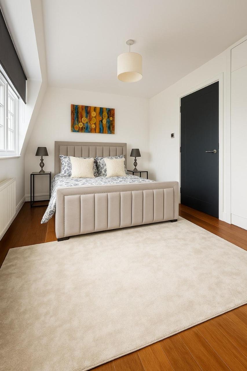 Beautiful Mayfair Penthouse Apartment *
