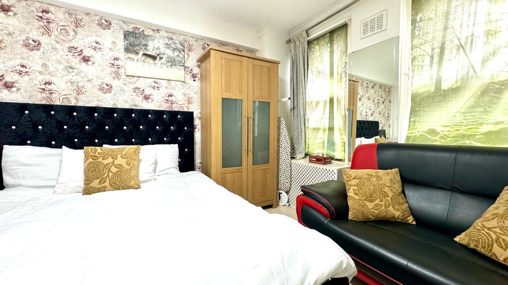 Apartment 2 Bedroom Facing Garden By Ali *