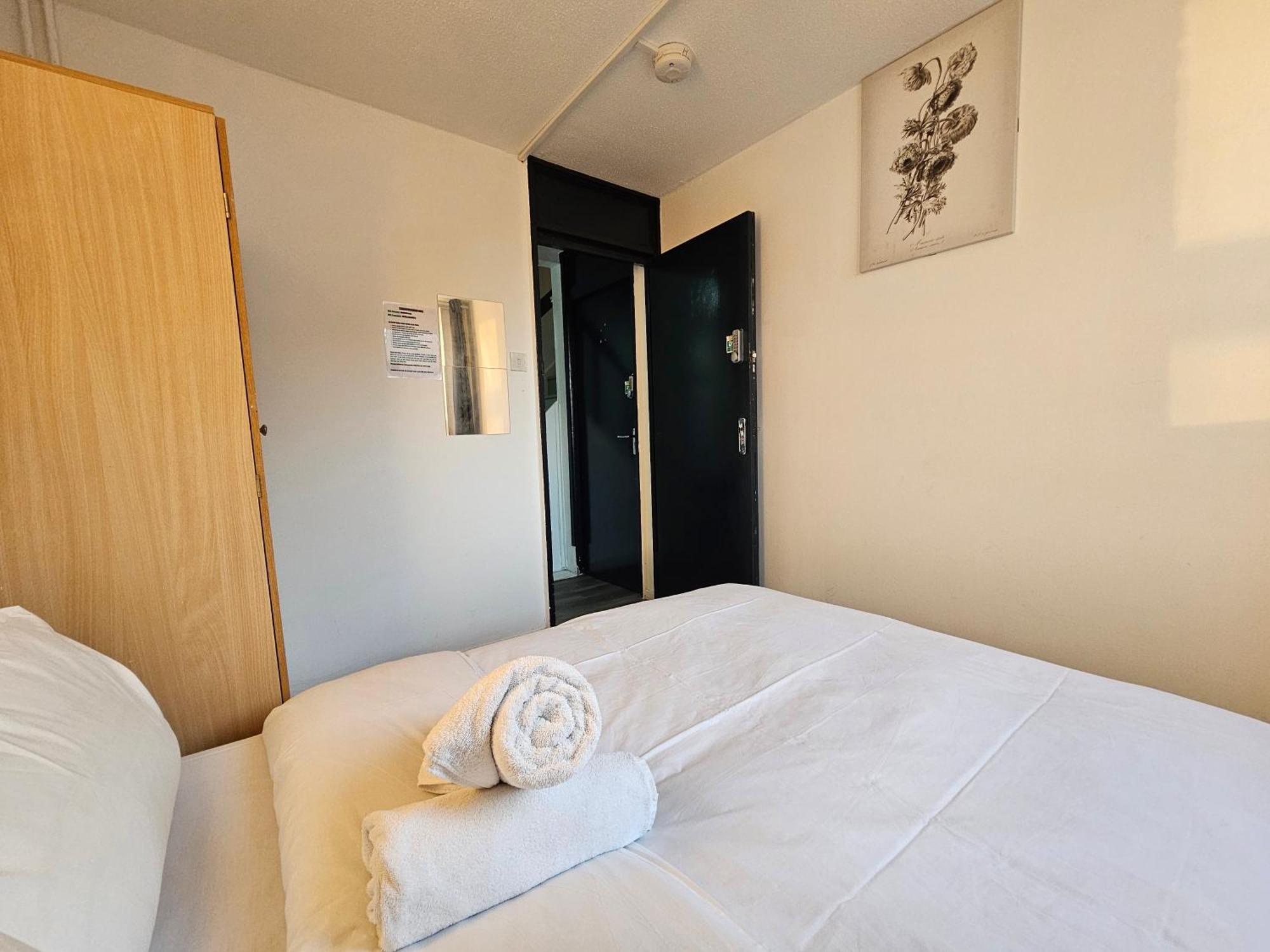 Wapping Guest house London