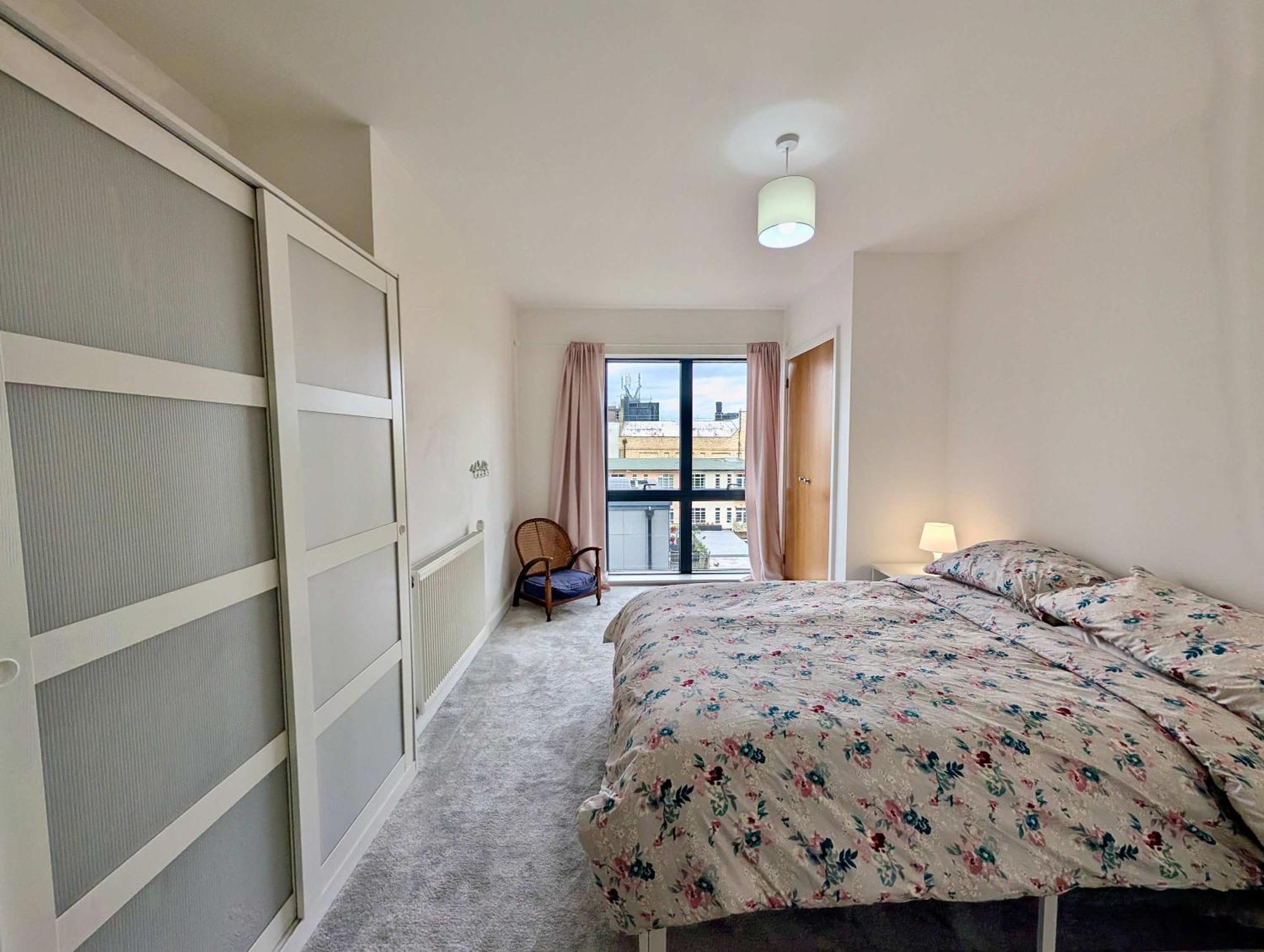 Modern Top-floor Flat With Amazing Views Apartment London