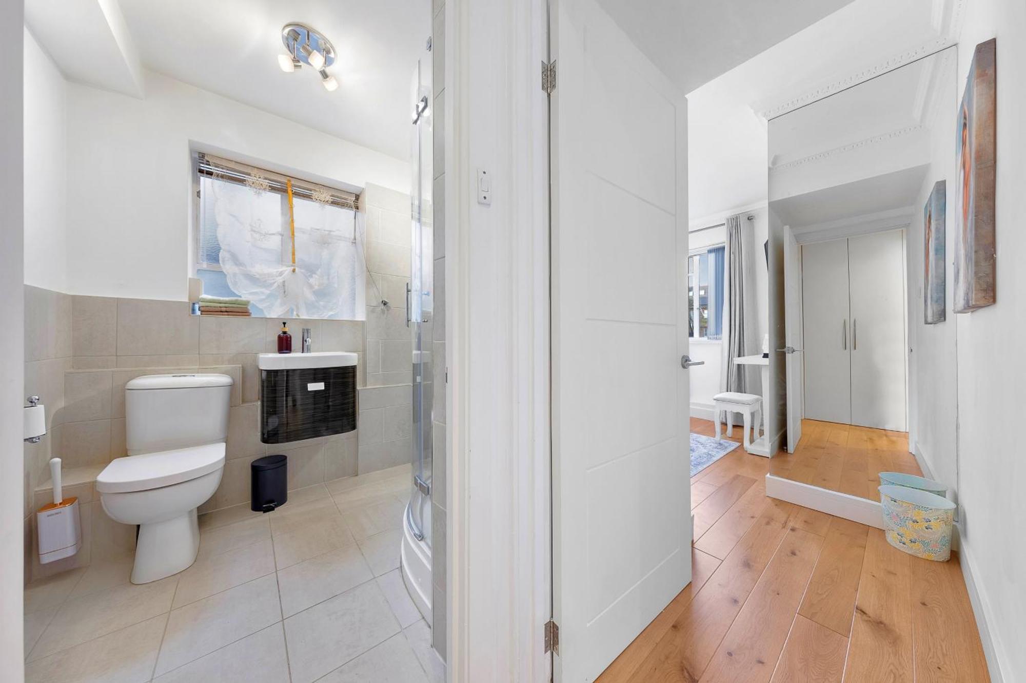 Apartment Fabulous With Terrace By Harrods