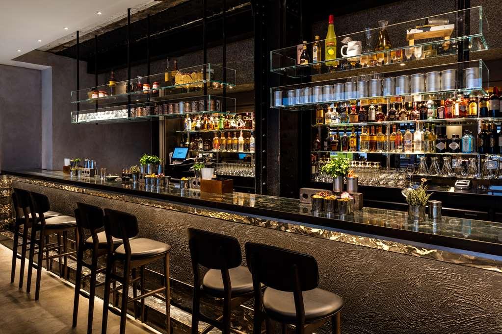 Radisson Blu Hotel, Mercer Street London