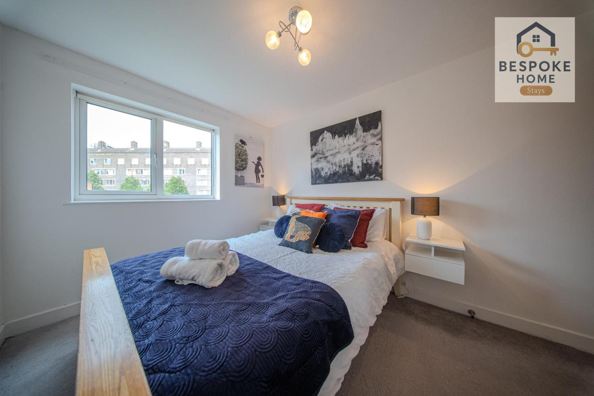 Ferienhaus Modern 4 Bed 3 Bath House - 4 Groups With Free Parking - Central London *