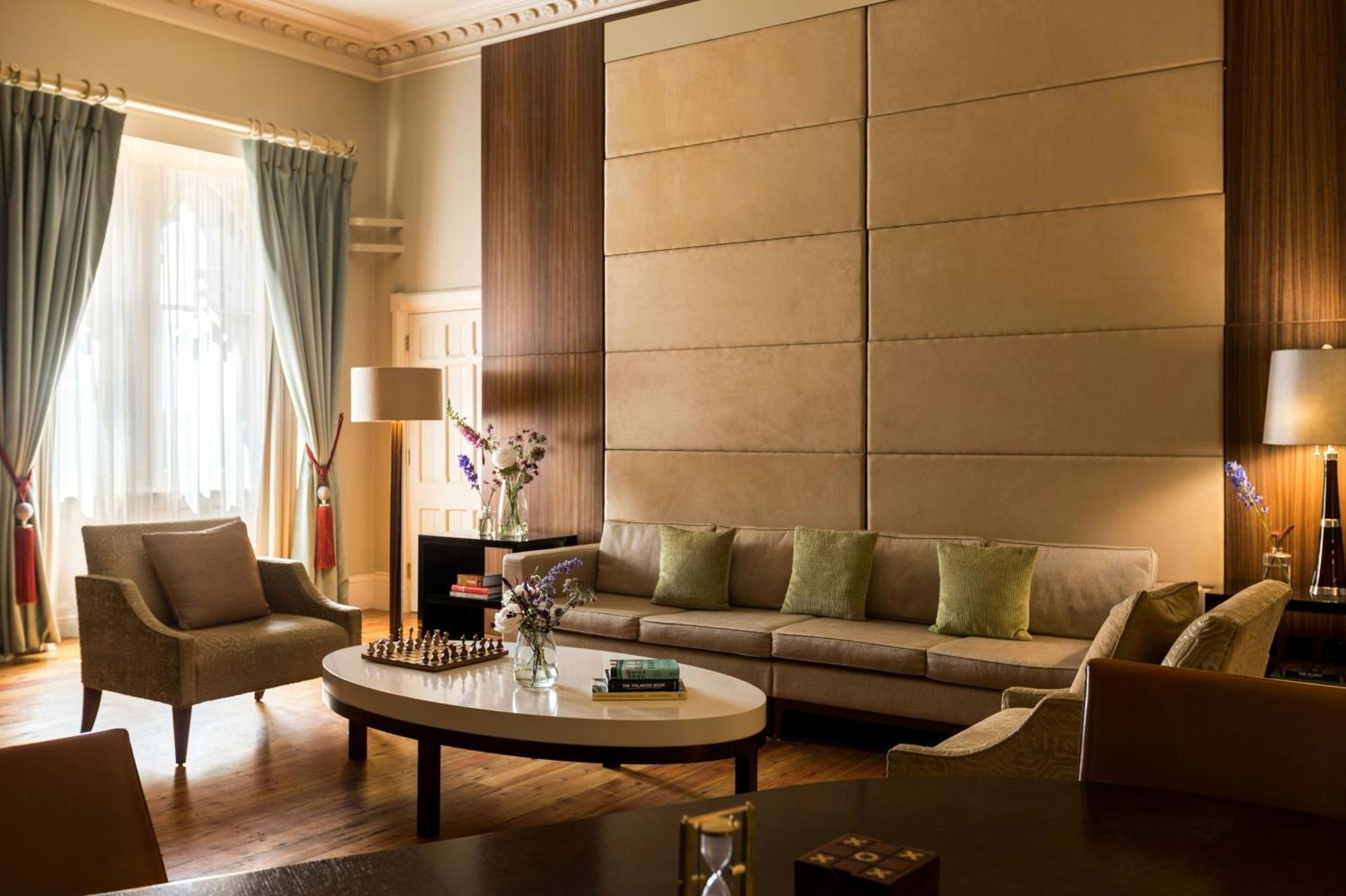 St. Pancras London, Autograph Collection Hotel 5*