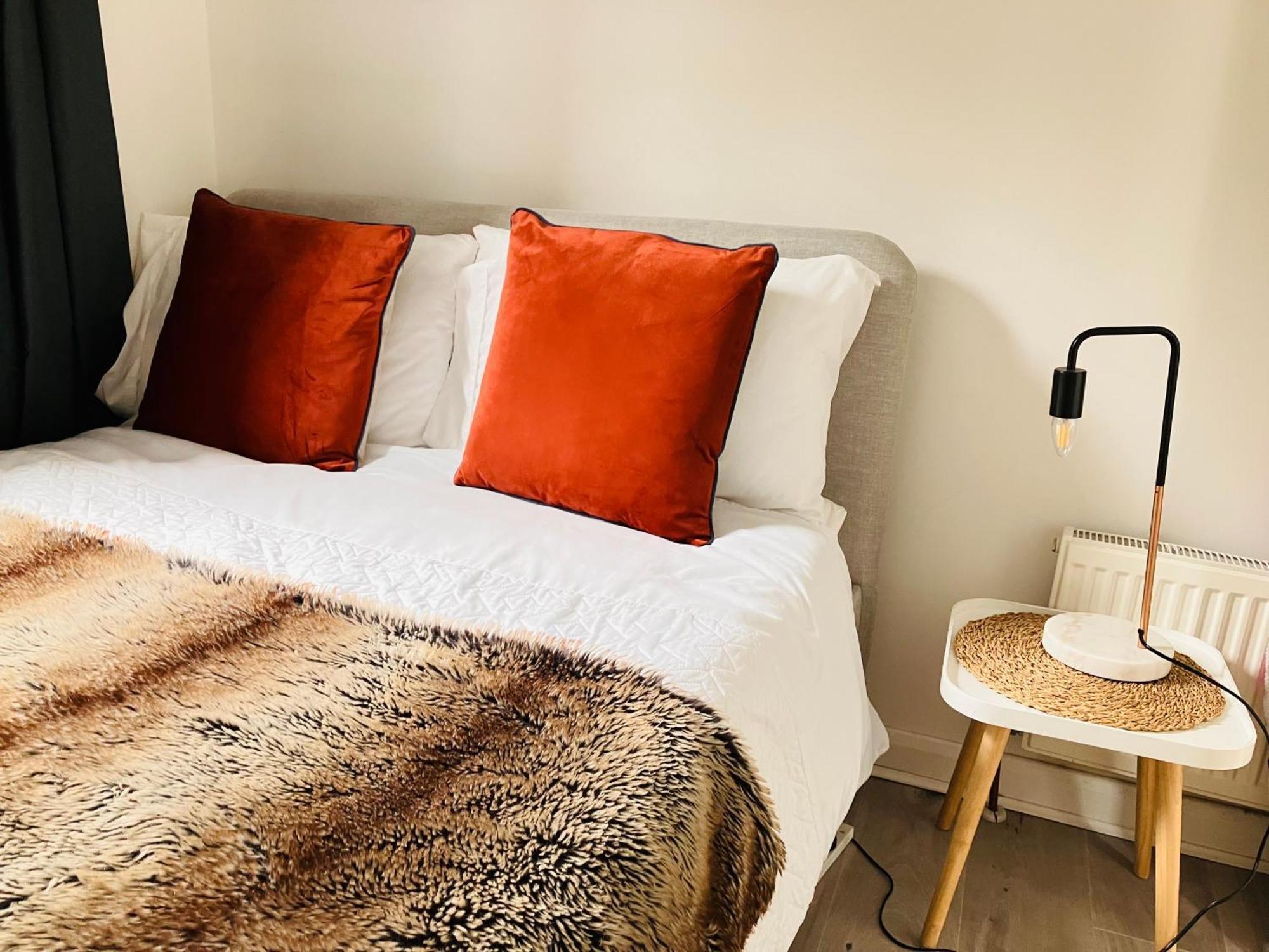 Apartment Bright Chiswick - Great Location London
