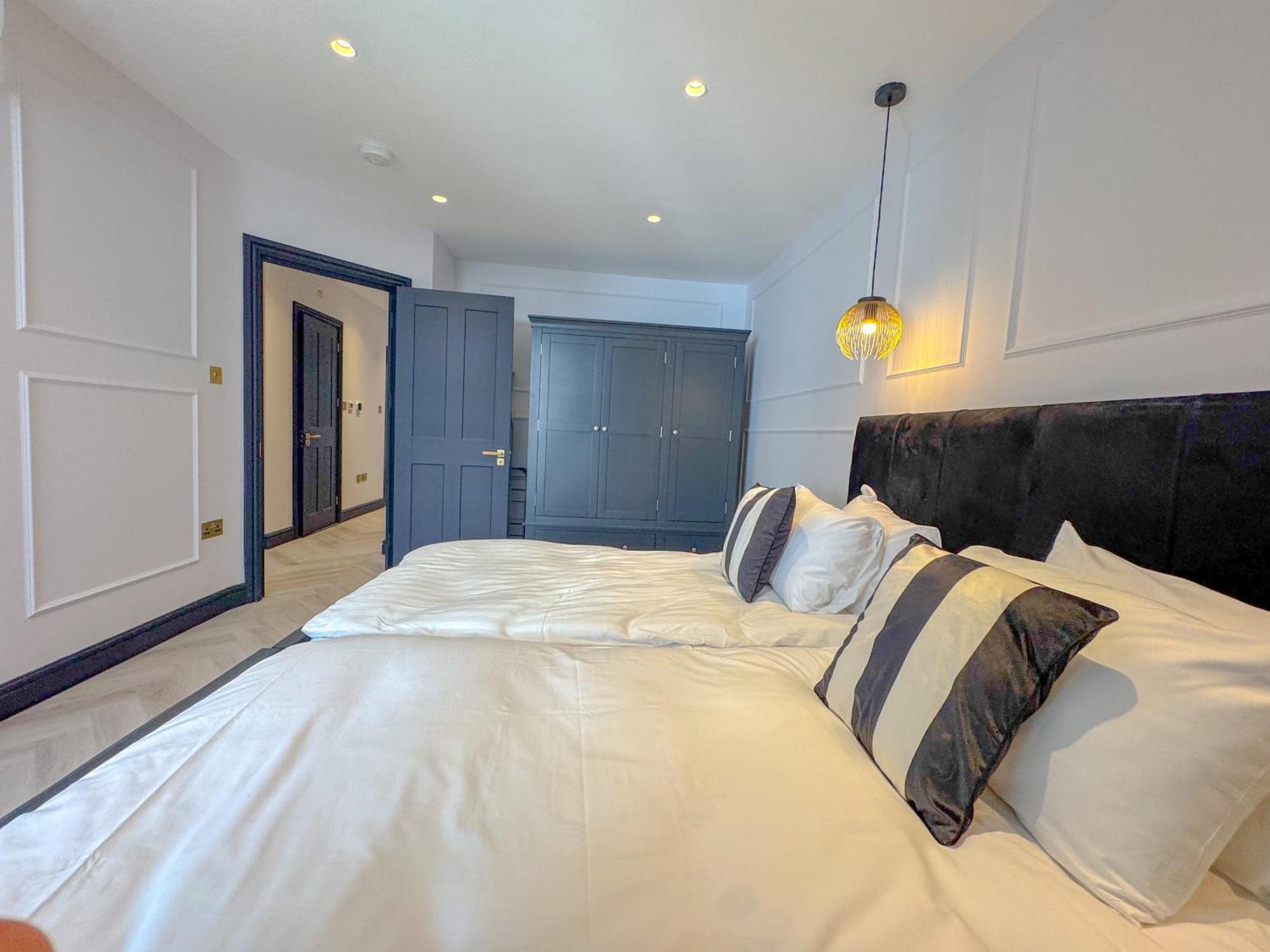 Apartment Mayfair Residences