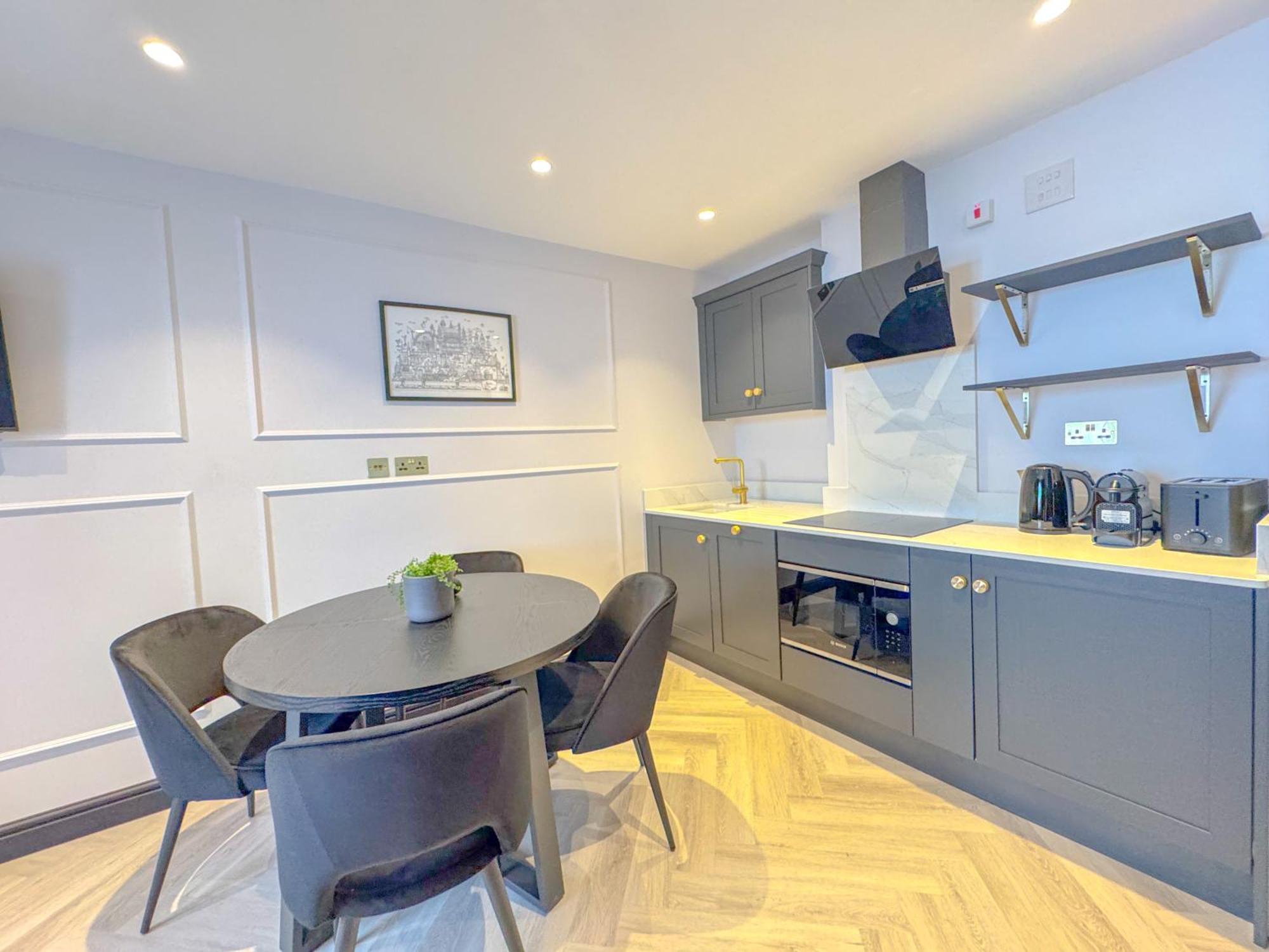 Apartment Mayfair Residences *