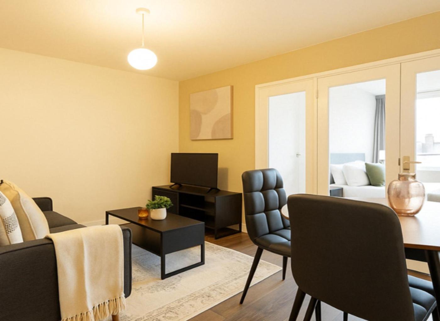Apartment Well-located In Barbican *