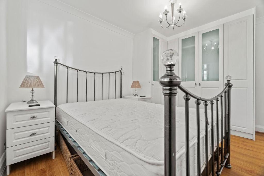Beautiful Kensington Flat 2 Bed With Garden And Wifi Apartment