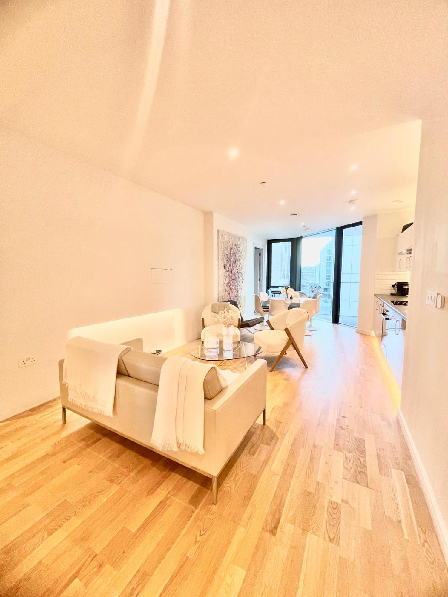 Luxury Riverside Flat - 15 Min Wimbledon & Chelsea *