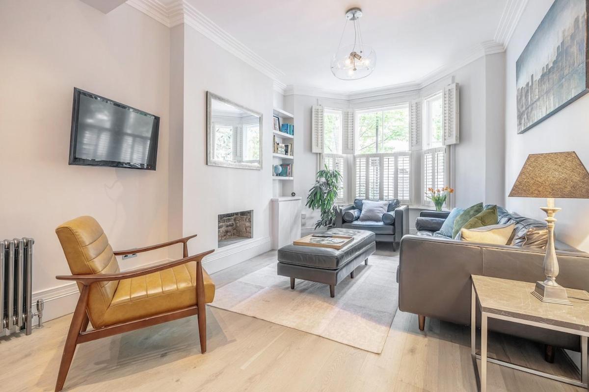 Stylish 3-Floor Londres