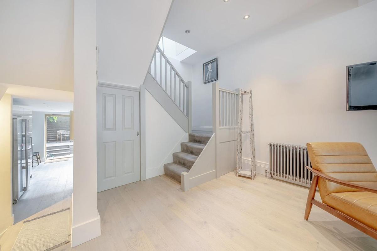 Stylish 3-Floor Apartamento *